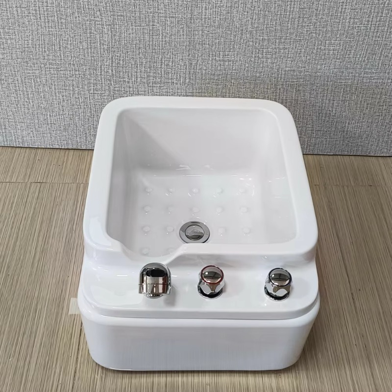 電動ポータブルリラックスフットバス、ペディキュアフットマッサ - Spa & Wellness Hotel Diamond Ustroń のレビューと価格